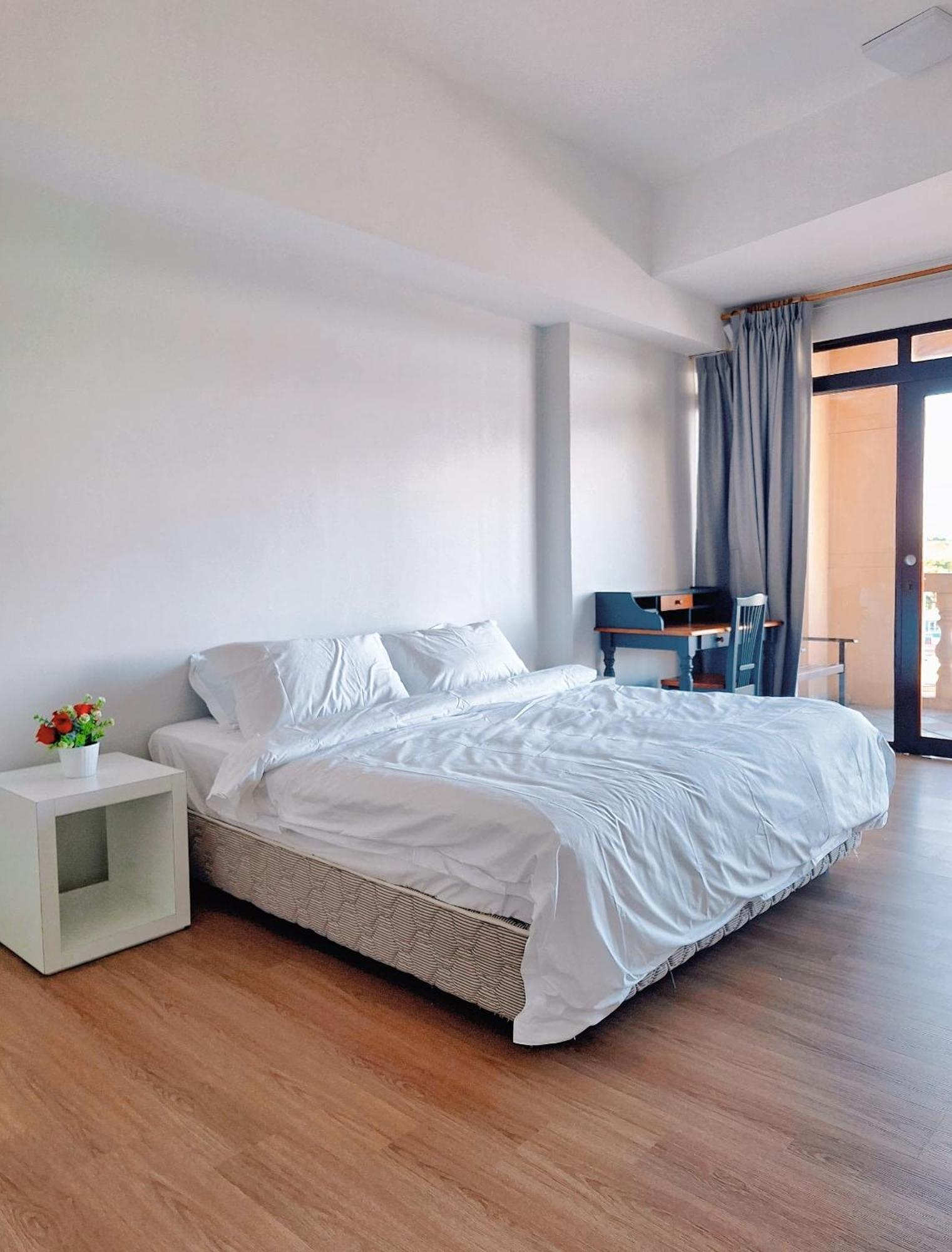Cozzzy Hut Riverbank Suites Kuching With Spectacular River View Dış mekan fotoğraf